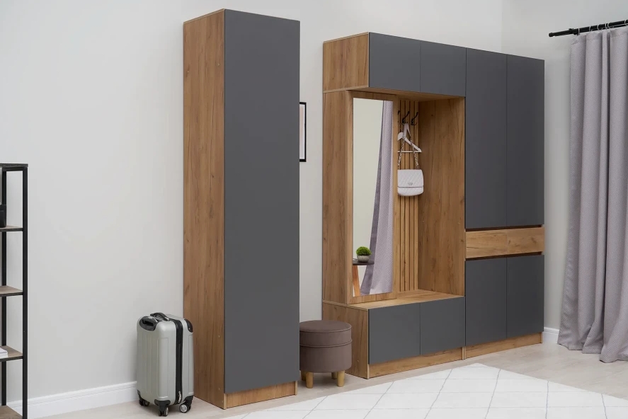 Шкаф-пенал «Роджина»